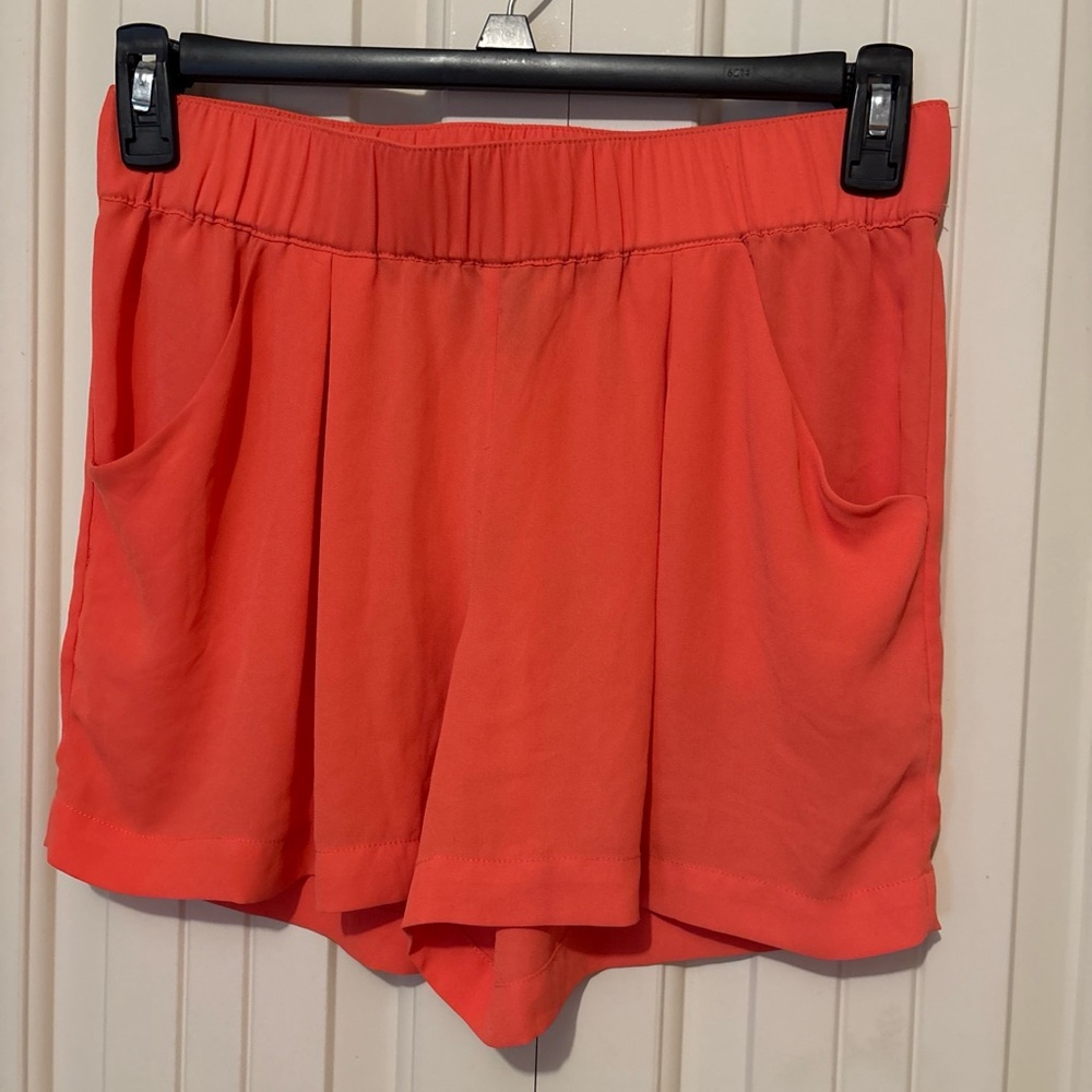 BCBGMaxAzria Coral Elastic-Waist Pocket Skort Shorts